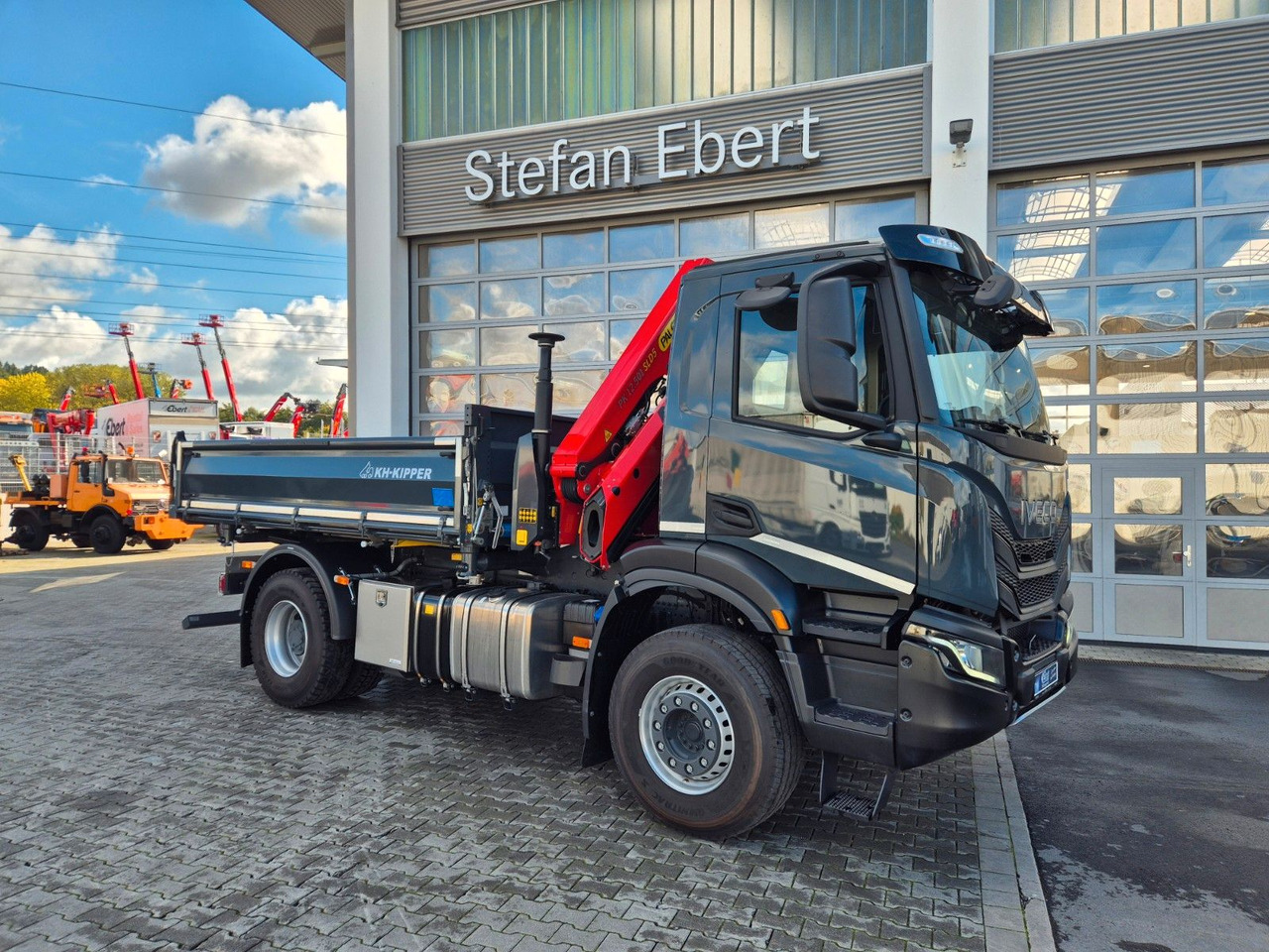 Iveco AD200X46/P HR OFF Palfinger PK 12.501 Funk AHK - Самосвал, Автоманипулятор: фото 5 Iveco AD200X46/P HR OFF Palfinger PK 12.501 Funk AHK - Самосвал, Автоманипулятор: фото 5