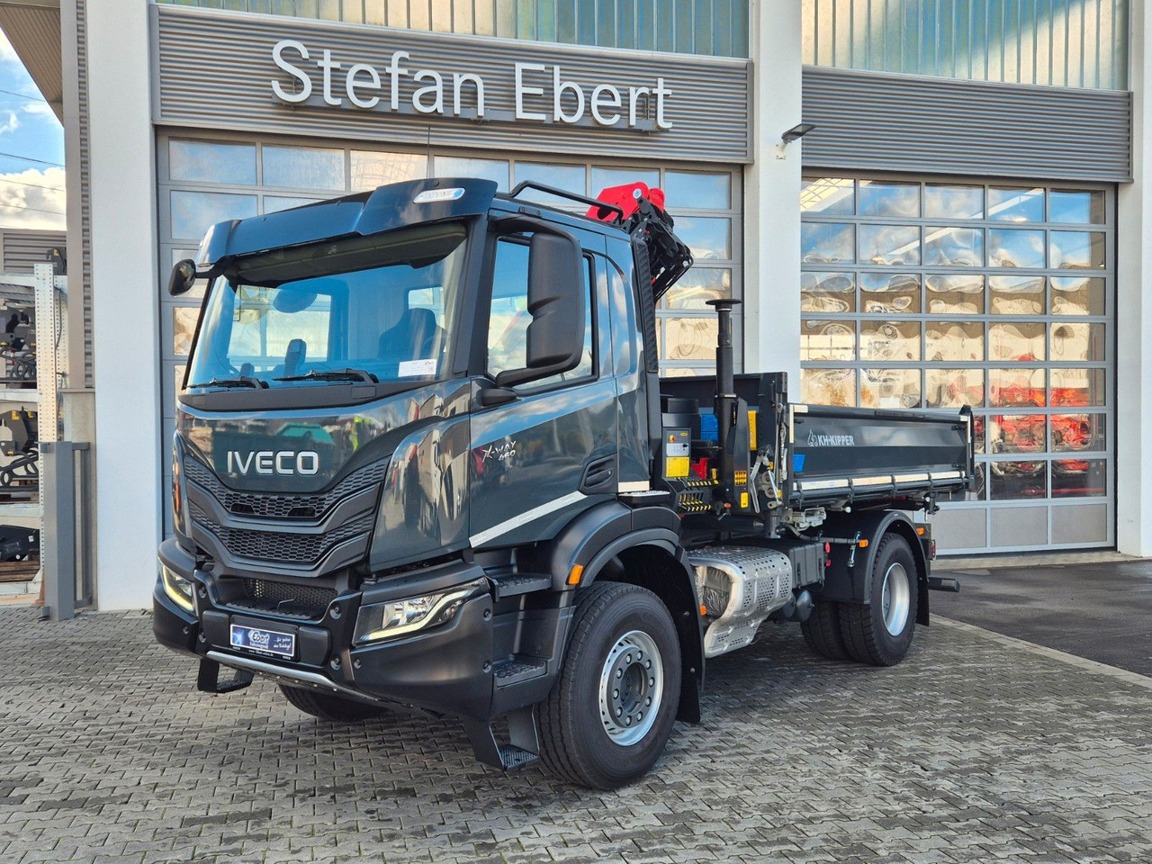 Iveco AD200X46/P HR OFF Palfinger PK 12.501 Funk AHK - Самосвал, Автоманипулятор: фото 2 Iveco AD200X46/P HR OFF Palfinger PK 12.501 Funk AHK - Самосвал, Автоманипулятор: фото 2