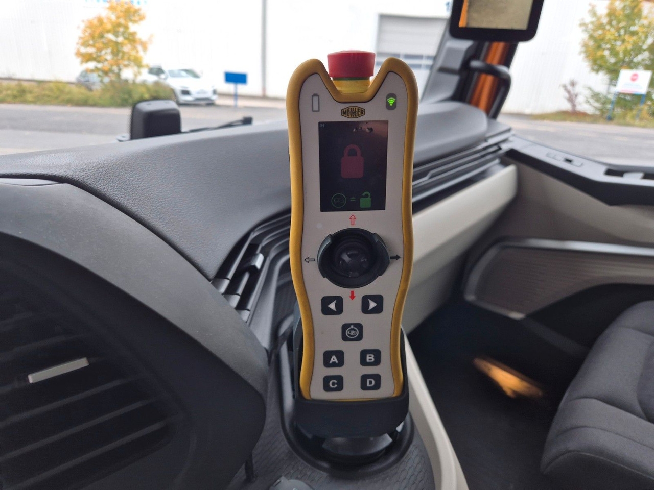 Крюковой мультилифт Iveco AS300X58Z/P HR ON+ 6x4 Meiller RS21.60 Funk AHK: фото 23 Крюковой мультилифт Iveco AS300X58Z/P HR ON+ 6x4 Meiller RS21.60 Funk AHK: фото 23