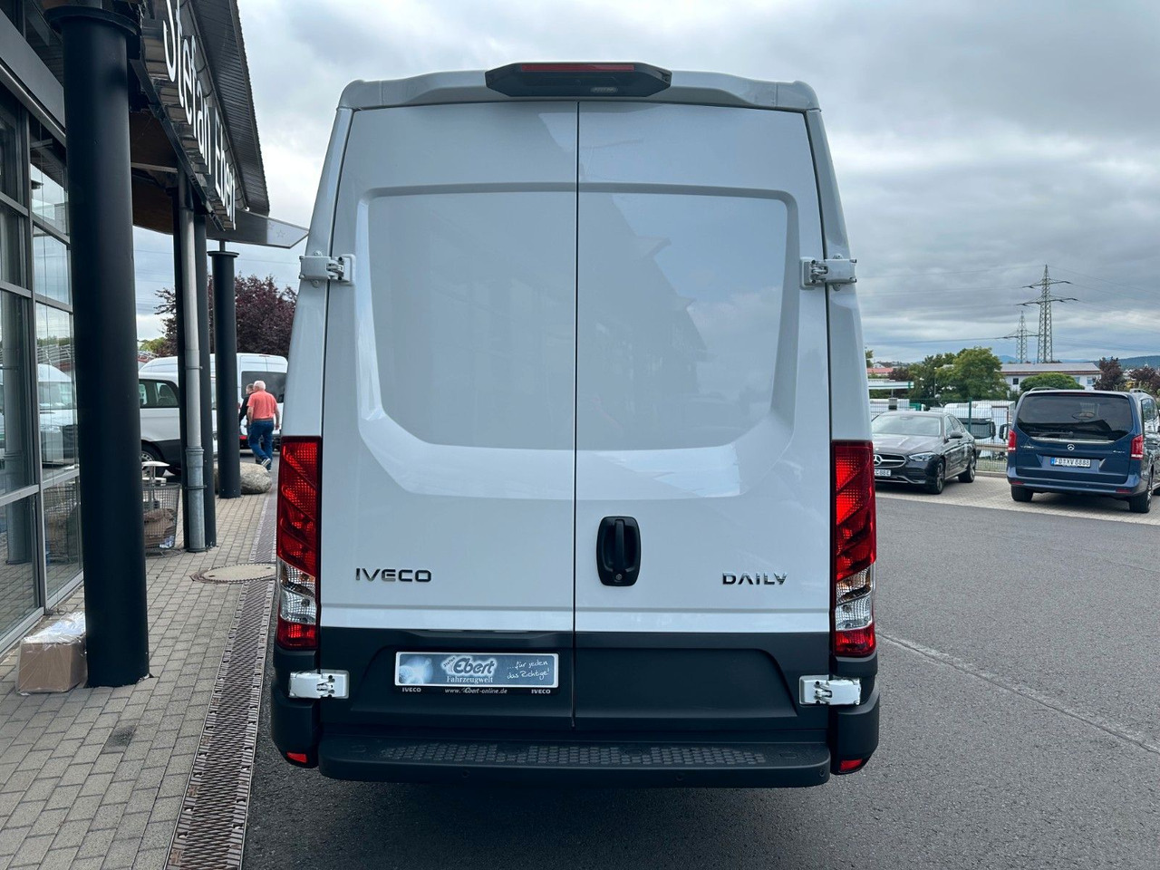 Iveco Daily 35S16 HA8 3.0L *R4.100mm*Automatik*Kamera* - Цельнометаллический фургон: фото 5 Iveco Daily 35S16 HA8 3.0L *R4.100mm*Automatik*Kamera* - Цельнометаллический фургон: фото 5