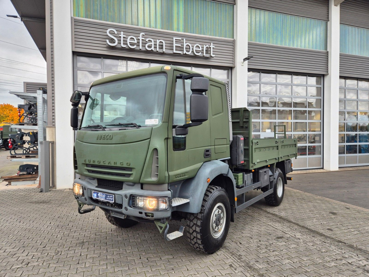Iveco Eurocargo ML100E22WM-BW 4x4 Pritsche L-Haus Bett - Грузовик бортовой/ Платформа: фото 3 Iveco Eurocargo ML100E22WM-BW 4x4 Pritsche L-Haus Bett - Грузовик бортовой/ Платформа: фото 3