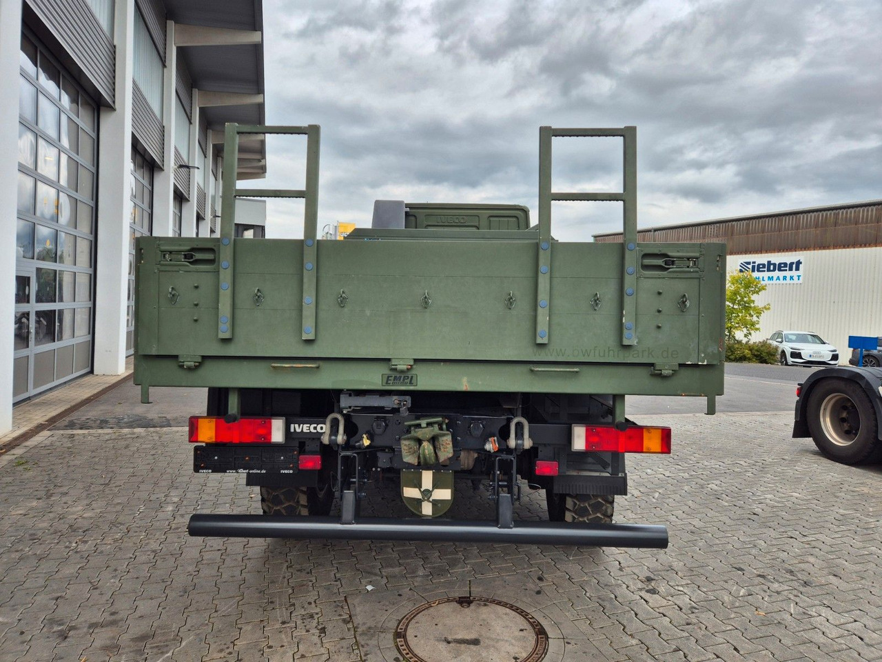 Грузовик бортовой/ Платформа Iveco Eurocargo ML100E22WM-BW 4x4 Pritsche L-Haus Bett: фото 10