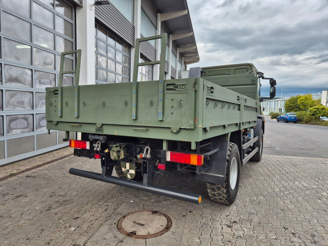 Грузовик бортовой/ Платформа Iveco Eurocargo ML100E22WM-BW 4x4 Pritsche L-Haus Bett: фото 11