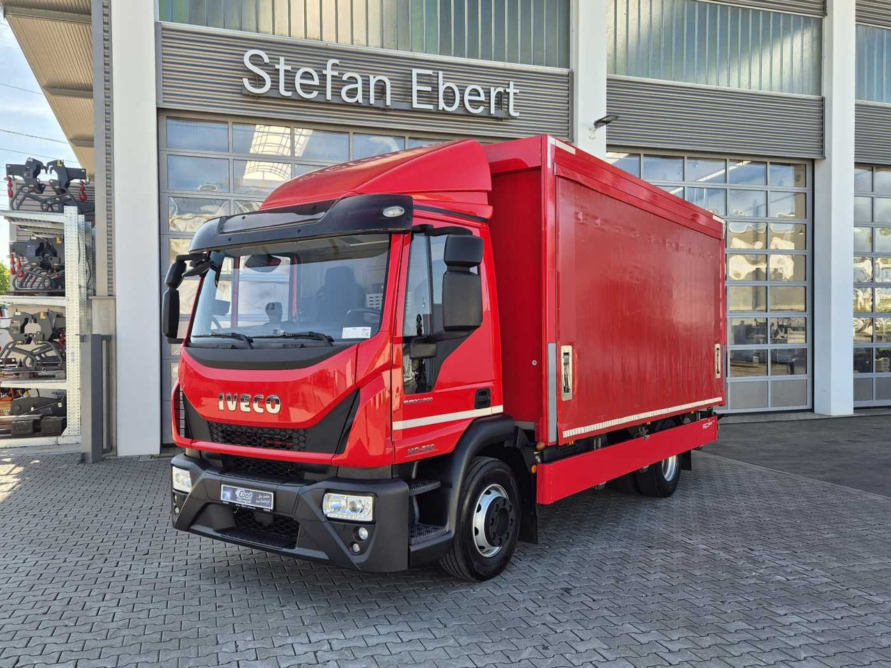 Iveco Eurocargo ML140E25/P Schiebeplanen LBW 1.500kg - Грузовик для перевозки напитков: фото 2 Iveco Eurocargo ML140E25/P Schiebeplanen LBW 1.500kg - Грузовик для перевозки напитков: фото 2