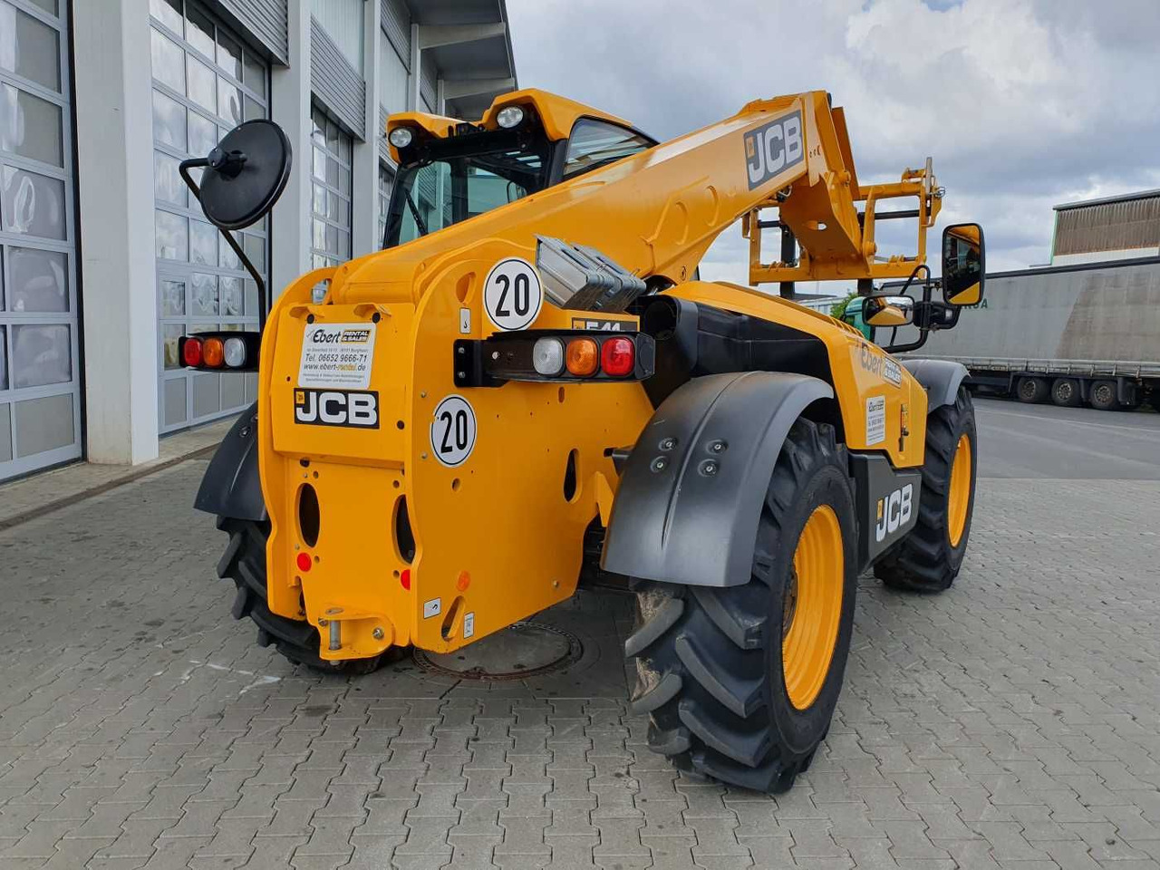 JCB 541-70 / nur 438h / 2022 / 4.100kg / 7m / 109PS - Телескопический погрузчик: фото 3 JCB 541-70 / nur 438h / 2022 / 4.100kg / 7m / 109PS - Телескопический погрузчик: фото 3