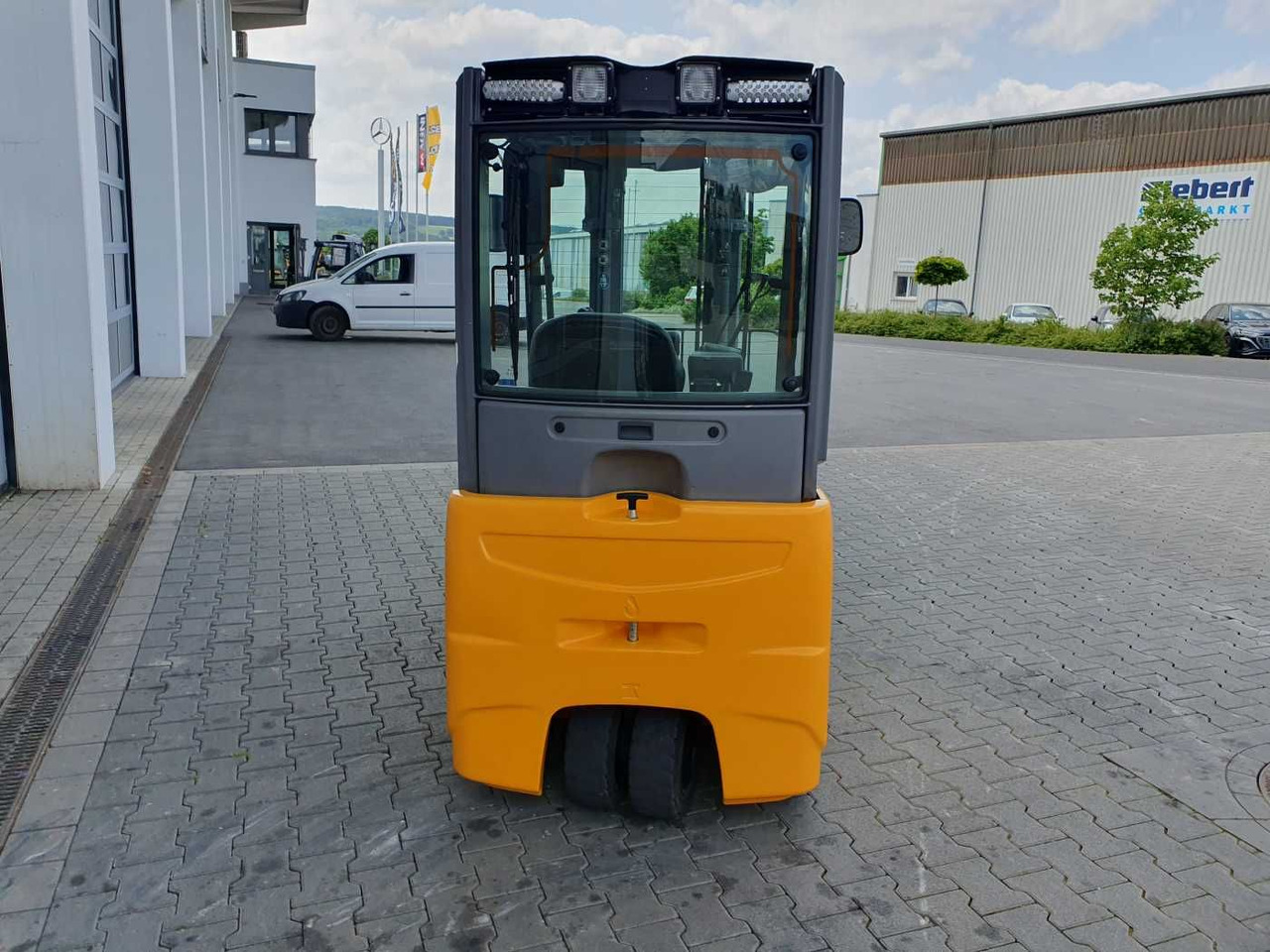 Jungheinrich EFG 215 / Triplex 4.25m / SS / nur 1.680h / 2021 - Электропогрузчик: фото 5 Jungheinrich EFG 215 / Triplex 4.25m / SS / nur 1.680h / 2021 - Электропогрузчик: фото 5