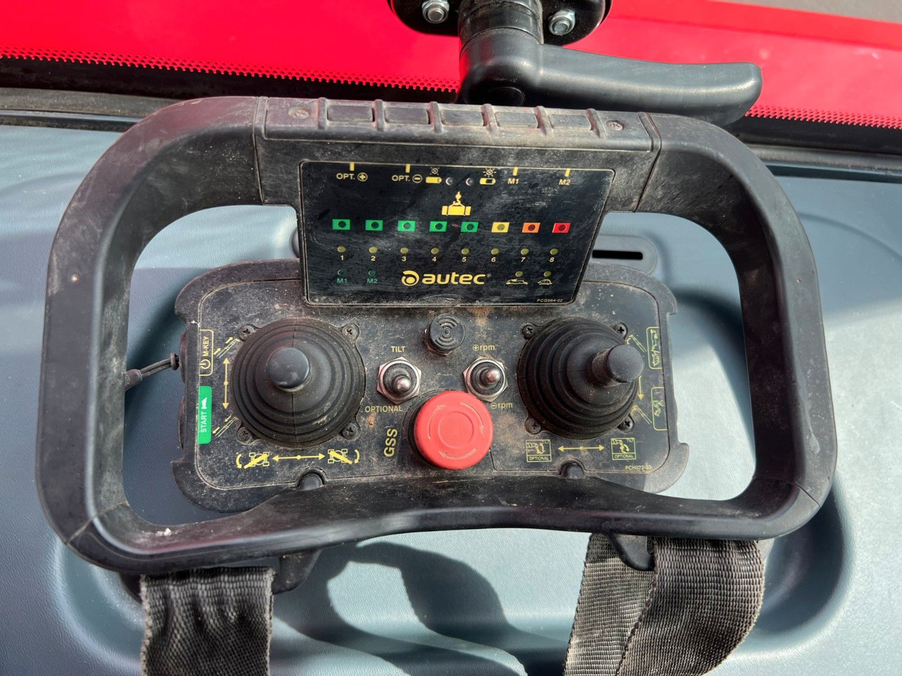 Телескопический погрузчик Magni RTH 5.21 Roto / Funk / Gabel / nur 462h: фото 17 Телескопический погрузчик Magni RTH 5.21 Roto / Funk / Gabel / nur 462h: фото 17