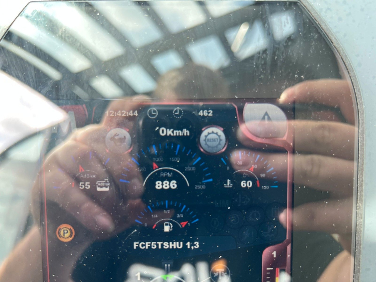 Телескопический погрузчик Magni RTH 5.21 Roto / Funk / Gabel / nur 462h: фото 20 Телескопический погрузчик Magni RTH 5.21 Roto / Funk / Gabel / nur 462h: фото 20