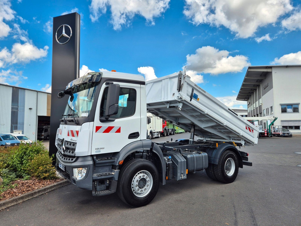 Mercedes-Benz Arocs 1935 K 4x2 Meiller AHK Navi PPC Klima - Самосвал: фото 5 Mercedes-Benz Arocs 1935 K 4x2 Meiller AHK Navi PPC Klima - Самосвал: фото 5