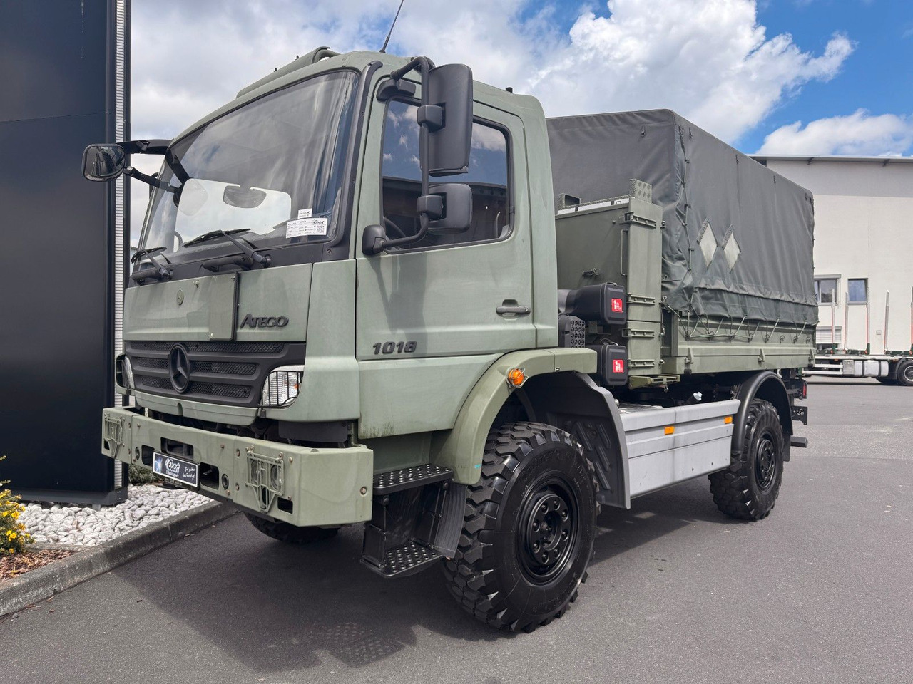 Mercedes-Benz Atego 1018 A 4x4 Singlebereifung 7 Stück vorh. - Грузовик бортовой/ Платформа: фото 2 Mercedes-Benz Atego 1018 A 4x4 Singlebereifung 7 Stück vorh. - Грузовик бортовой/ Платформа: фото 2