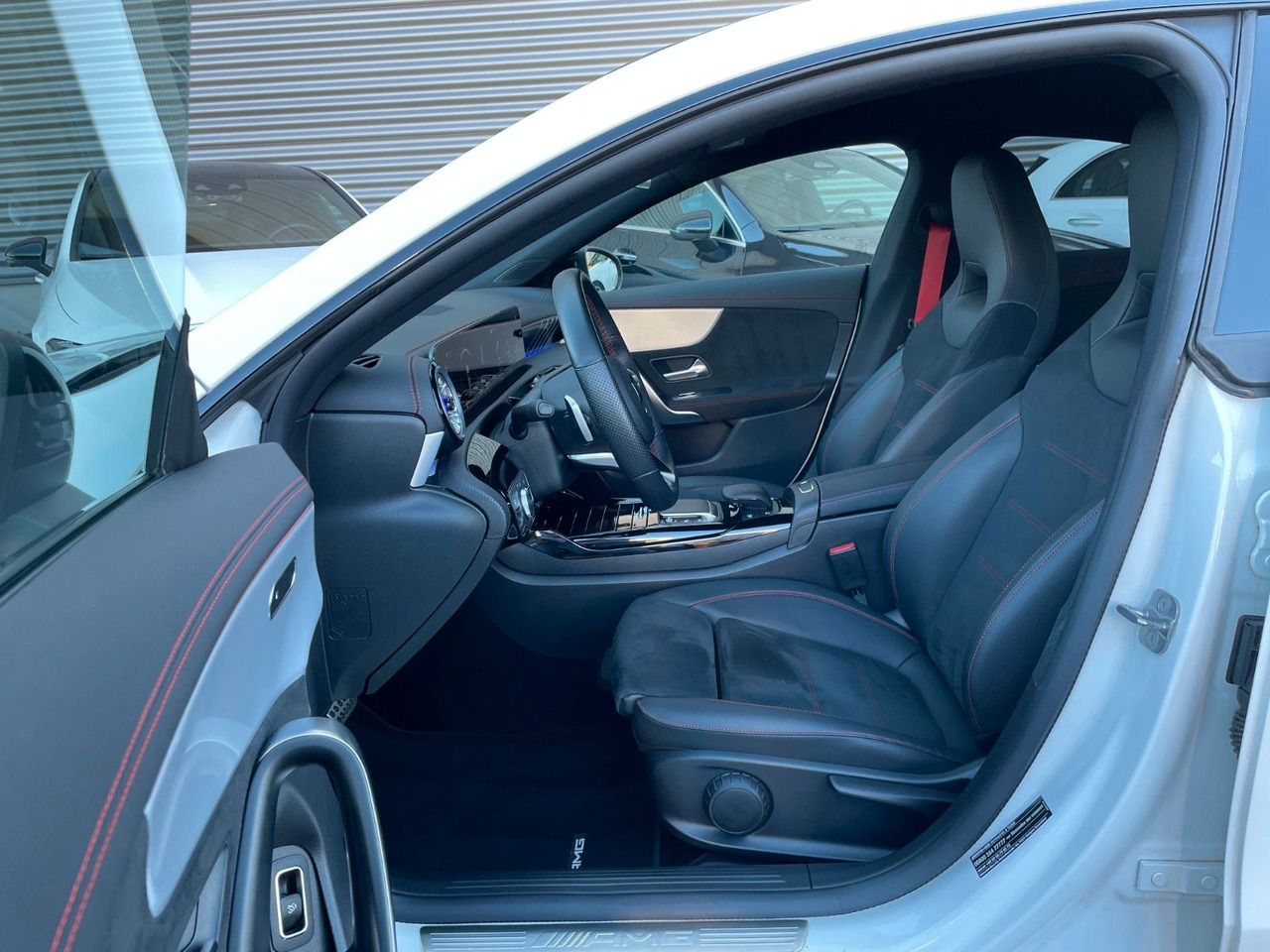 Купе Mercedes-Benz CLA 35 AMG Aero+TotW+R-Kamera+Ambiente: фото 10