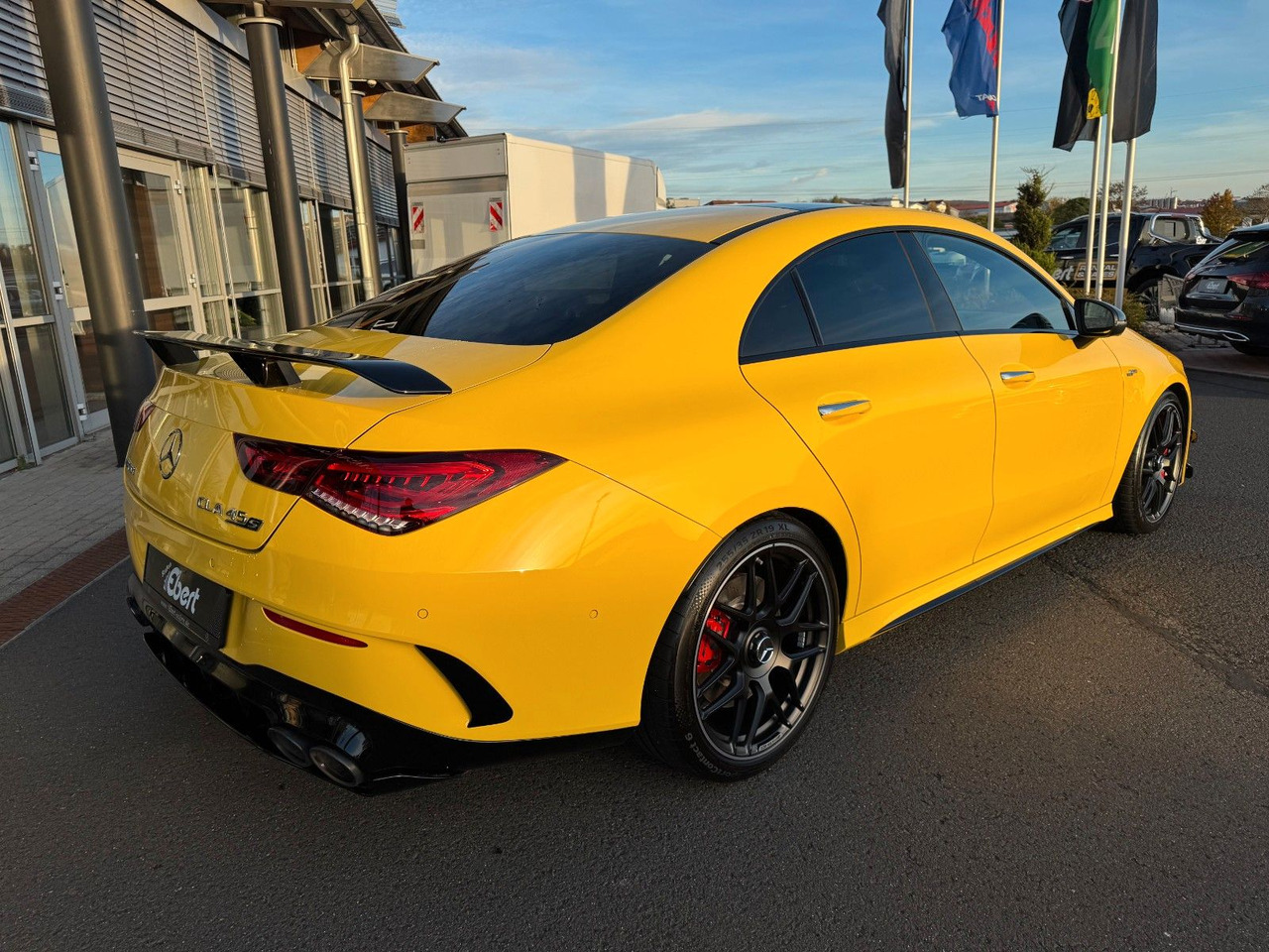 Mercedes-Benz CLA 45 AMG+Aerodynamic+Pano+Burm+Multikontur+ - Купе: фото 4 Mercedes-Benz CLA 45 AMG+Aerodynamic+Pano+Burm+Multikontur+ - Купе: фото 4