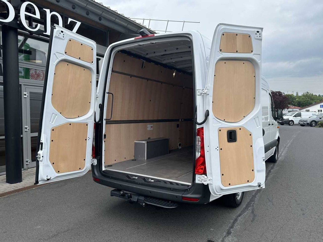 Цельнометаллический фургон Mercedes-Benz Sprinter 317 CDI 4325 9G AHK Klima Kamera MBUX: фото 7 Цельнометаллический фургон Mercedes-Benz Sprinter 317 CDI 4325 9G AHK Klima Kamera MBUX: фото 7