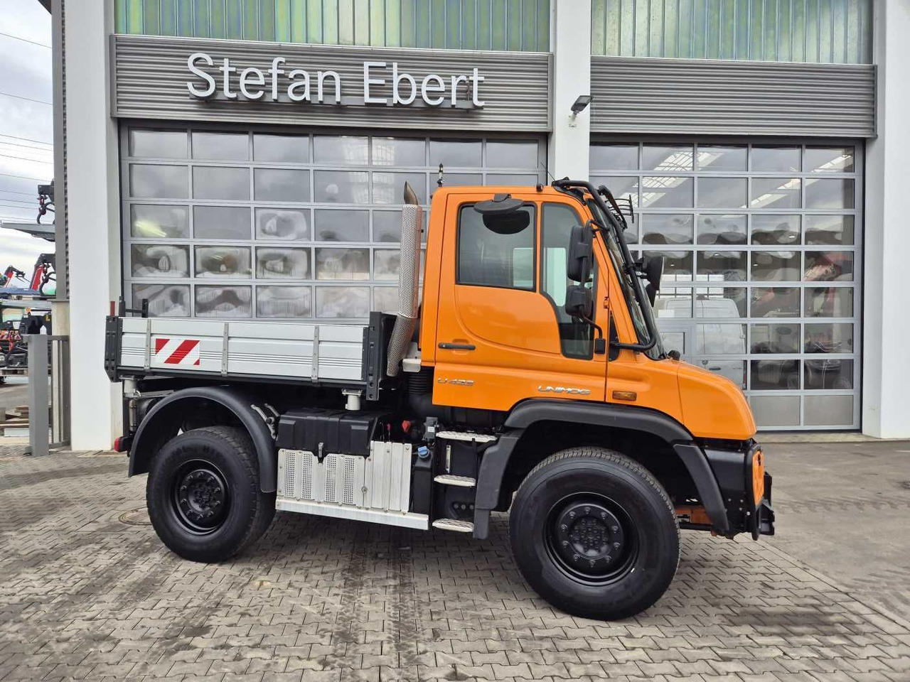 Новый Самосвал Mercedes-Benz Unimog U423 4x4 Hydrostat Zapfwelle: фото 7