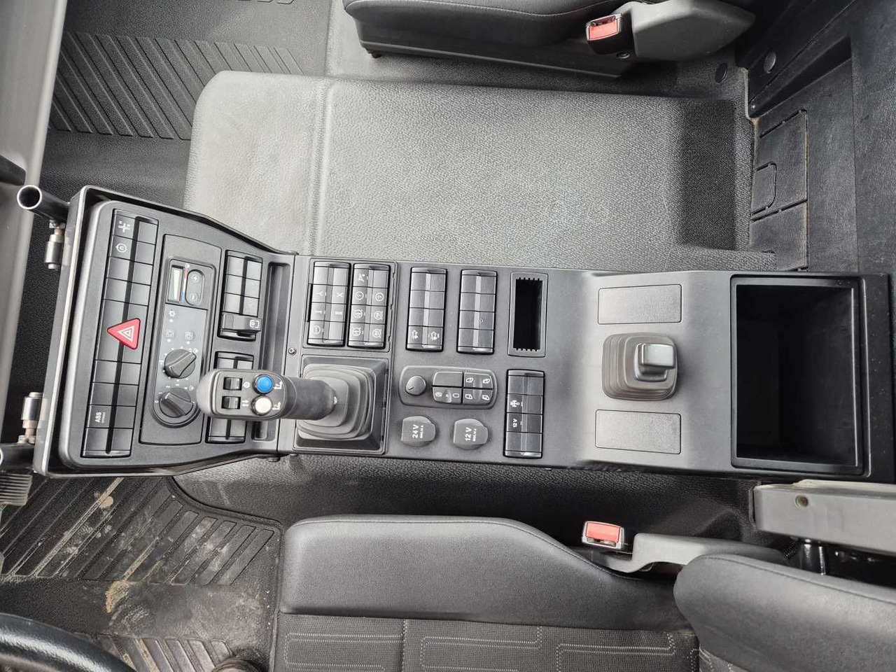 Новый Самосвал Mercedes-Benz Unimog U423 4x4 Hydrostat Zapfwelle: фото 13
