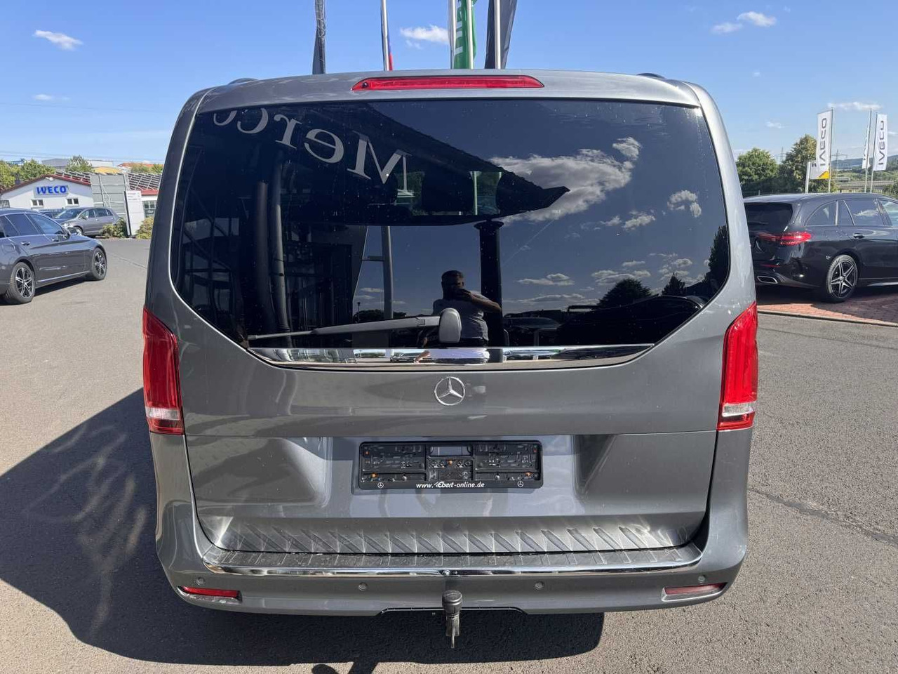 Mercedes-Benz V 220 d EDITION Liege-Paket AHK2,5 LED DAB MBUX - Пассажирский фургон: фото 5 Mercedes-Benz V 220 d EDITION Liege-Paket AHK2,5 LED DAB MBUX - Пассажирский фургон: фото 5