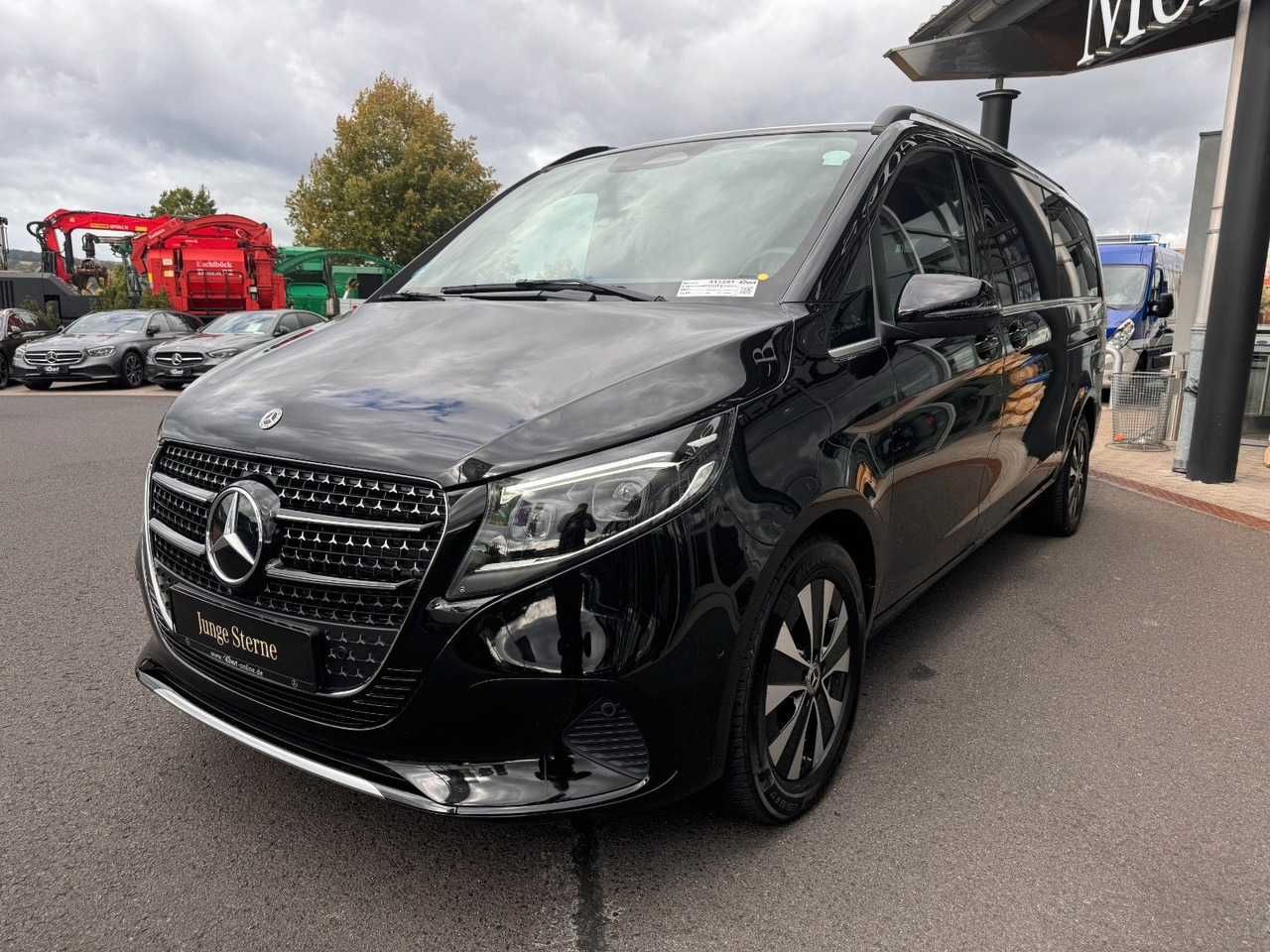 Mercedes-Benz V 300 d AVANTGARDE Extralang 360Kamera Standheiz - Универсал: фото 3 Mercedes-Benz V 300 d AVANTGARDE Extralang 360Kamera Standheiz - Универсал: фото 3