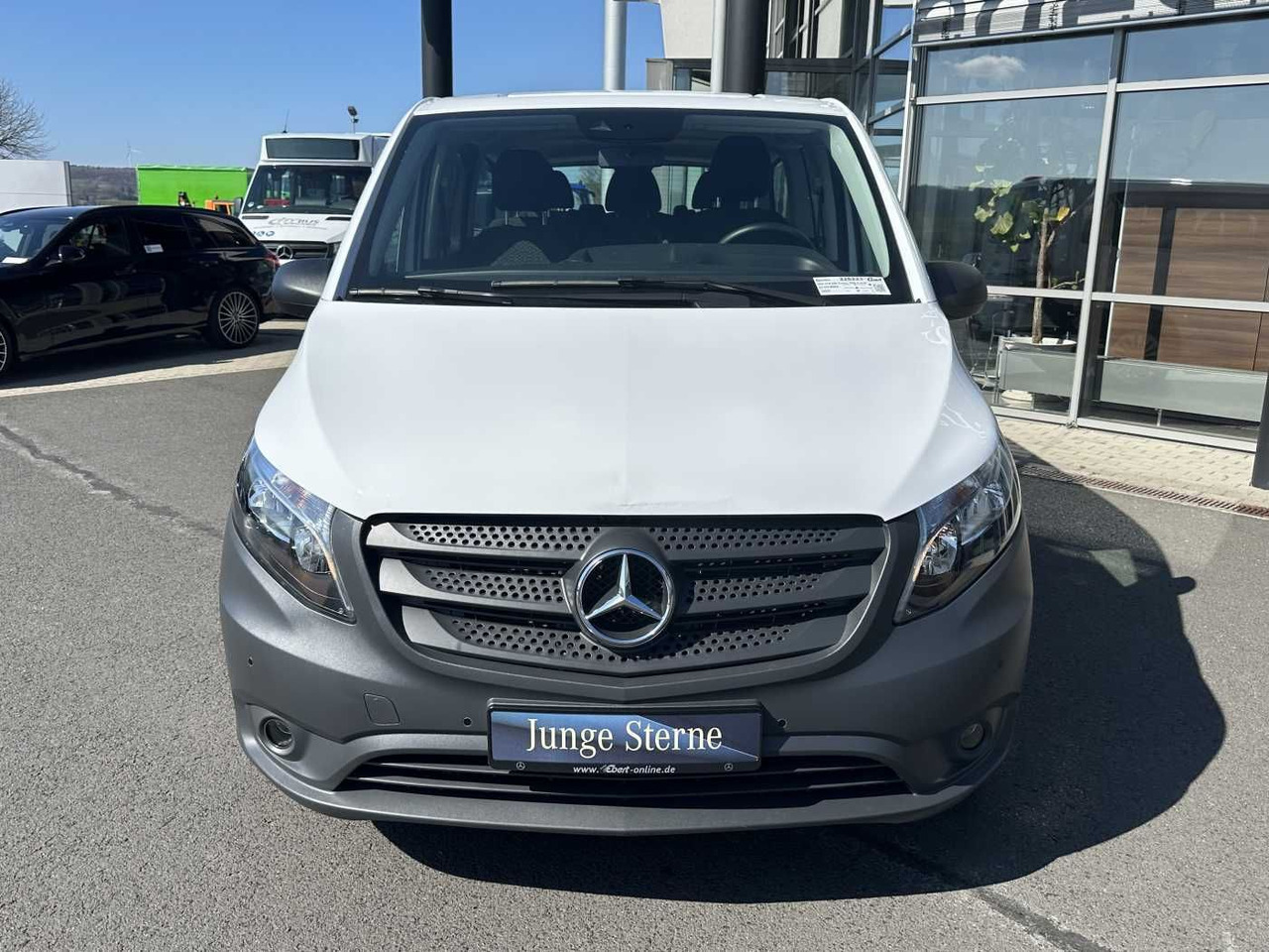 Mercedes-Benz Vito 114 CDI Tourer 8Sitze Klima Audio40 Kamera - Пассажирский фургон: фото 2 Mercedes-Benz Vito 114 CDI Tourer 8Sitze Klima Audio40 Kamera - Пассажирский фургон: фото 2