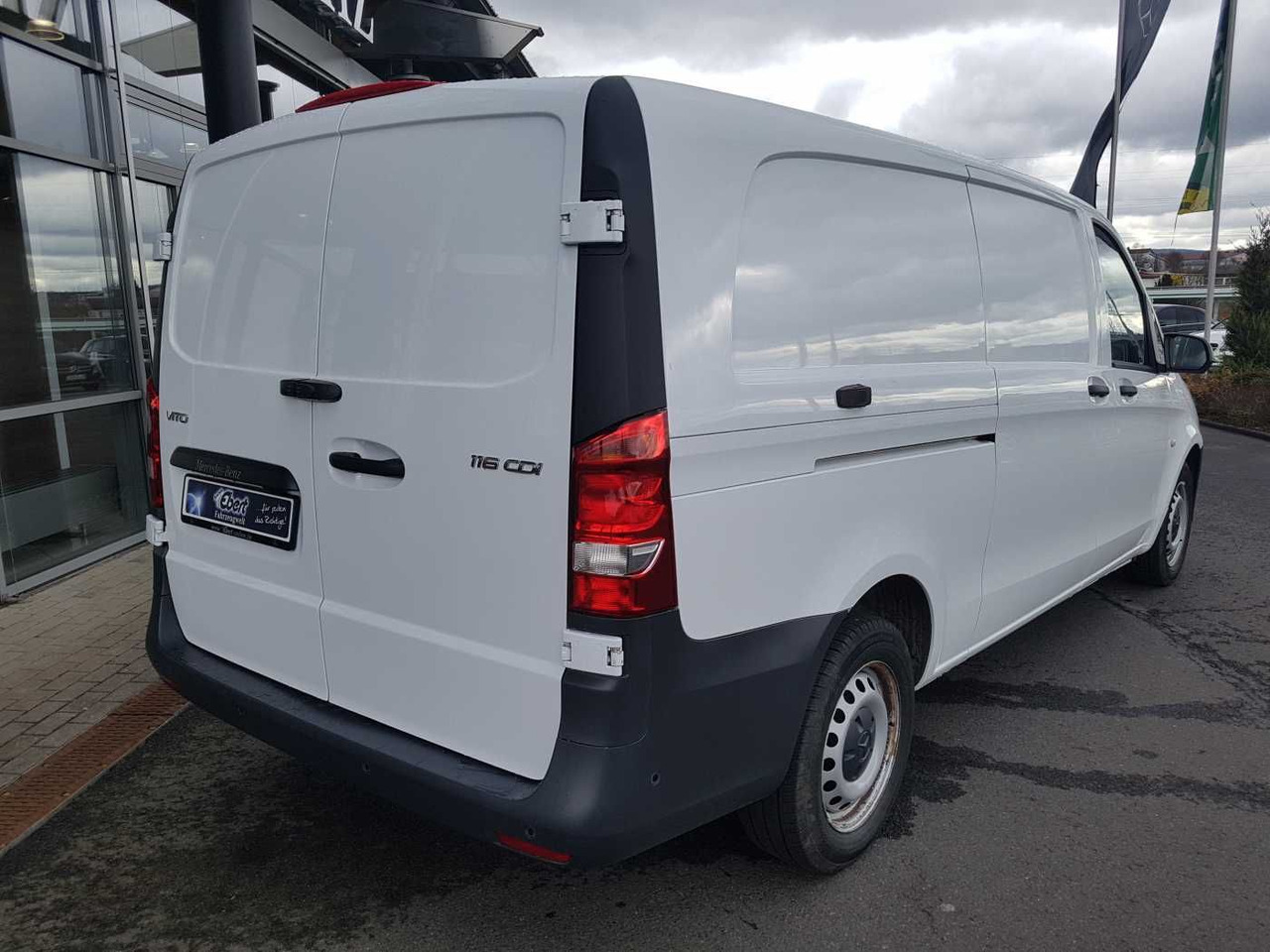 Mercedes-Benz Vito 116 CDI Extralang 9G Klima Kamera Audio40 - Легковой фургон: фото 4 Mercedes-Benz Vito 116 CDI Extralang 9G Klima Kamera Audio40 - Легковой фургон: фото 4