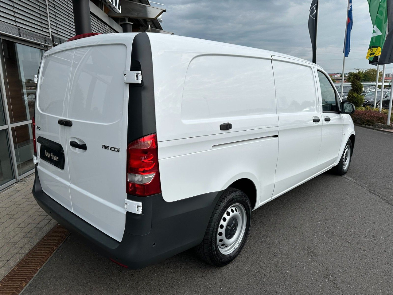 Mercedes-Benz Vito 116 CDI Extralang Klima Kamera SHZ - Легковой фургон: фото 3 Mercedes-Benz Vito 116 CDI Extralang Klima Kamera SHZ - Легковой фургон: фото 3