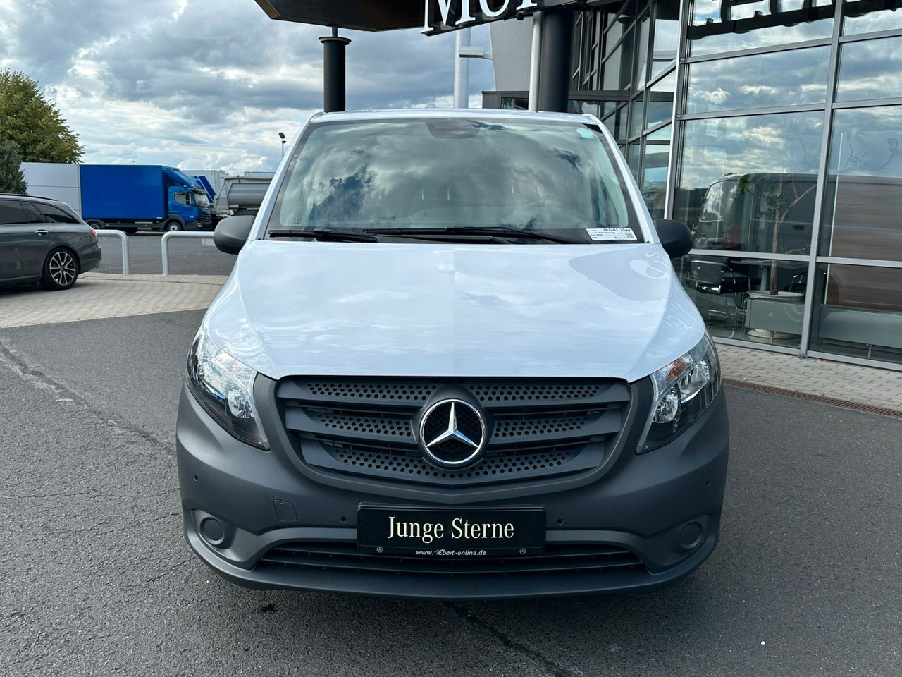 Mercedes-Benz Vito 116 CDI Klima Kamera Audio40 SHZ - Легковой фургон: фото 2 Mercedes-Benz Vito 116 CDI Klima Kamera Audio40 SHZ - Легковой фургон: фото 2