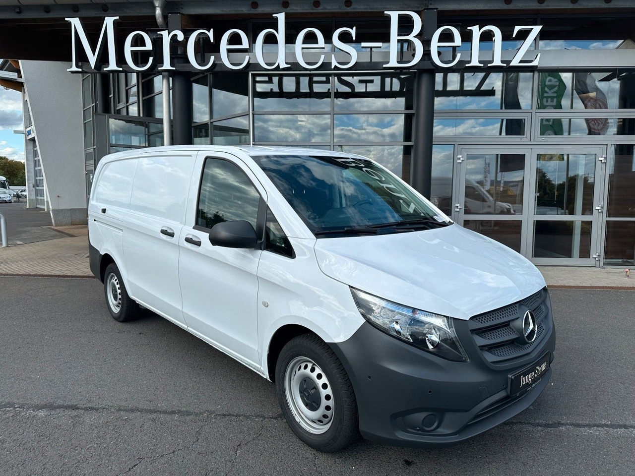 Mercedes-Benz Vito 116 CDI Klima Kamera Audio40 SHZ - Легковой фургон: фото 1 Mercedes-Benz Vito 116 CDI Klima Kamera Audio40 SHZ - Легковой фургон: фото 1