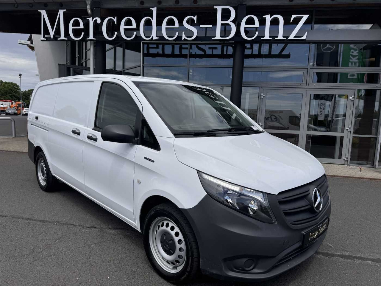 Mercedes-Benz eVito 112 Klima Kamera Navi SHZ Tempomat - Легковой фургон, Электрический фургон: фото 1 Mercedes-Benz eVito 112 Klima Kamera Navi SHZ Tempomat - Легковой фургон, Электрический фургон: фото 1