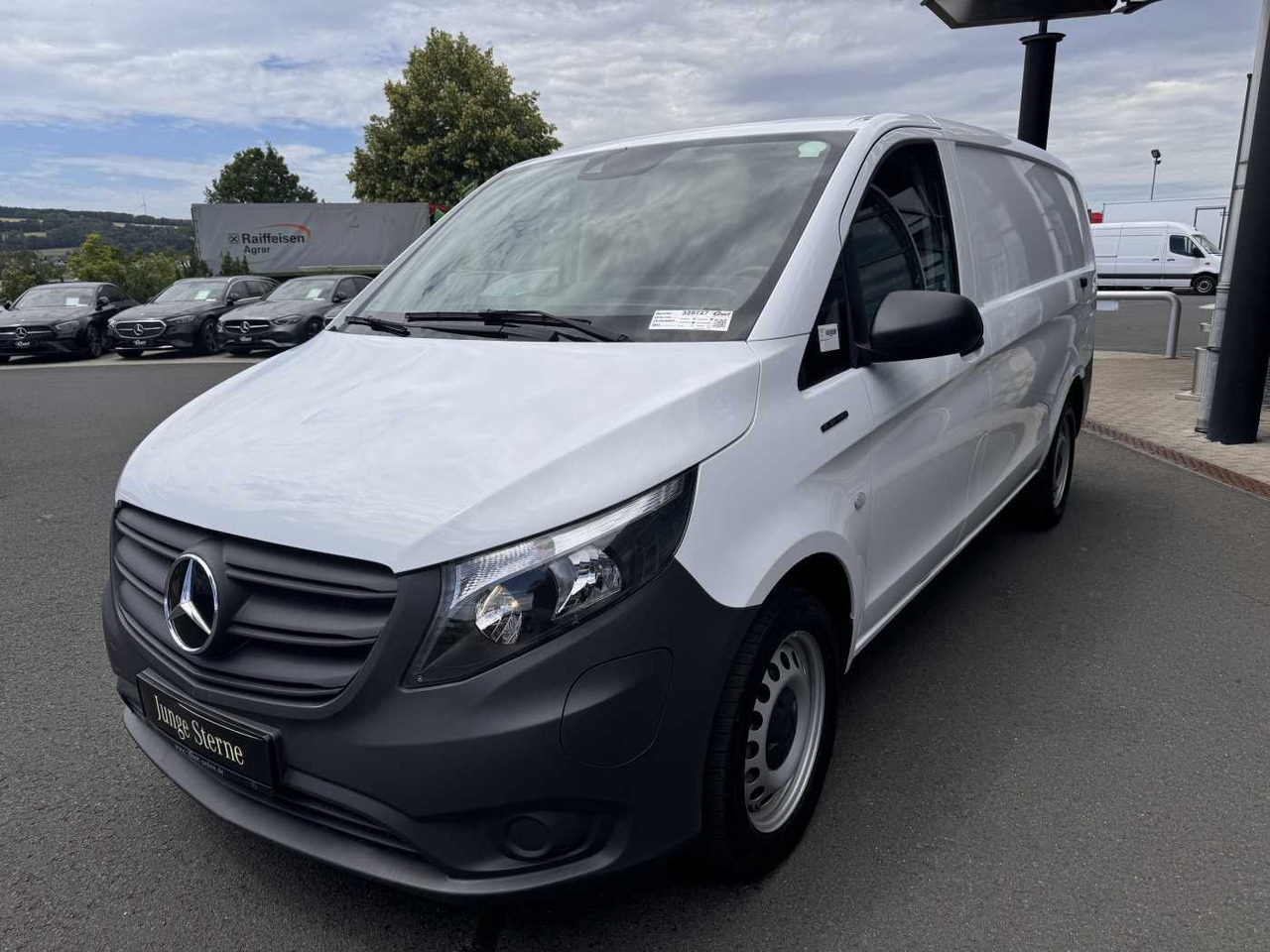 Mercedes-Benz eVito 112 Klima Kamera Navi SHZ Tempomat - Легковой фургон, Электрический фургон: фото 3 Mercedes-Benz eVito 112 Klima Kamera Navi SHZ Tempomat - Легковой фургон, Электрический фургон: фото 3