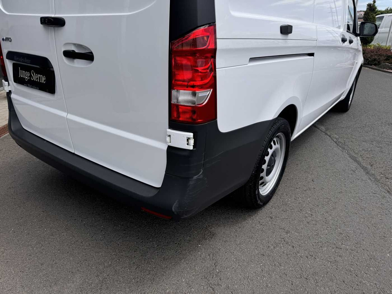 Mercedes-Benz eVito 112 Klima Kamera Navi SHZ Tempomat - Легковой фургон, Электрический фургон: фото 5 Mercedes-Benz eVito 112 Klima Kamera Navi SHZ Tempomat - Легковой фургон, Электрический фургон: фото 5