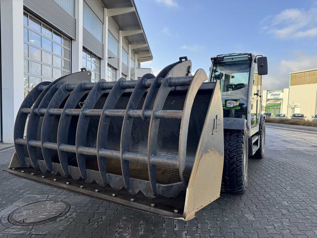 Sennebogen 355 E / Greifschaufel / nur 998h! в лизинг Sennebogen 355 E / Greifschaufel / nur 998h!: фото 6 Sennebogen 355 E / Greifschaufel / nur 998h! в лизинг Sennebogen 355 E / Greifschaufel / nur 998h!: фото 6