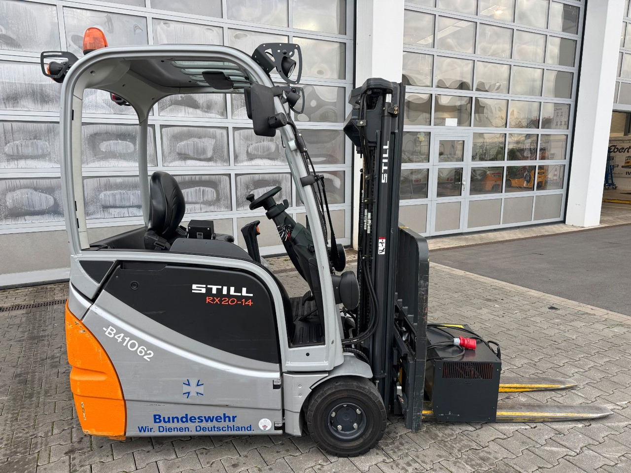 Still RX 20-14 / Triplex: 4,3m / nur 1.147h! / SS - Электропогрузчик: фото 2 Still RX 20-14 / Triplex: 4,3m / nur 1.147h! / SS - Электропогрузчик: фото 2