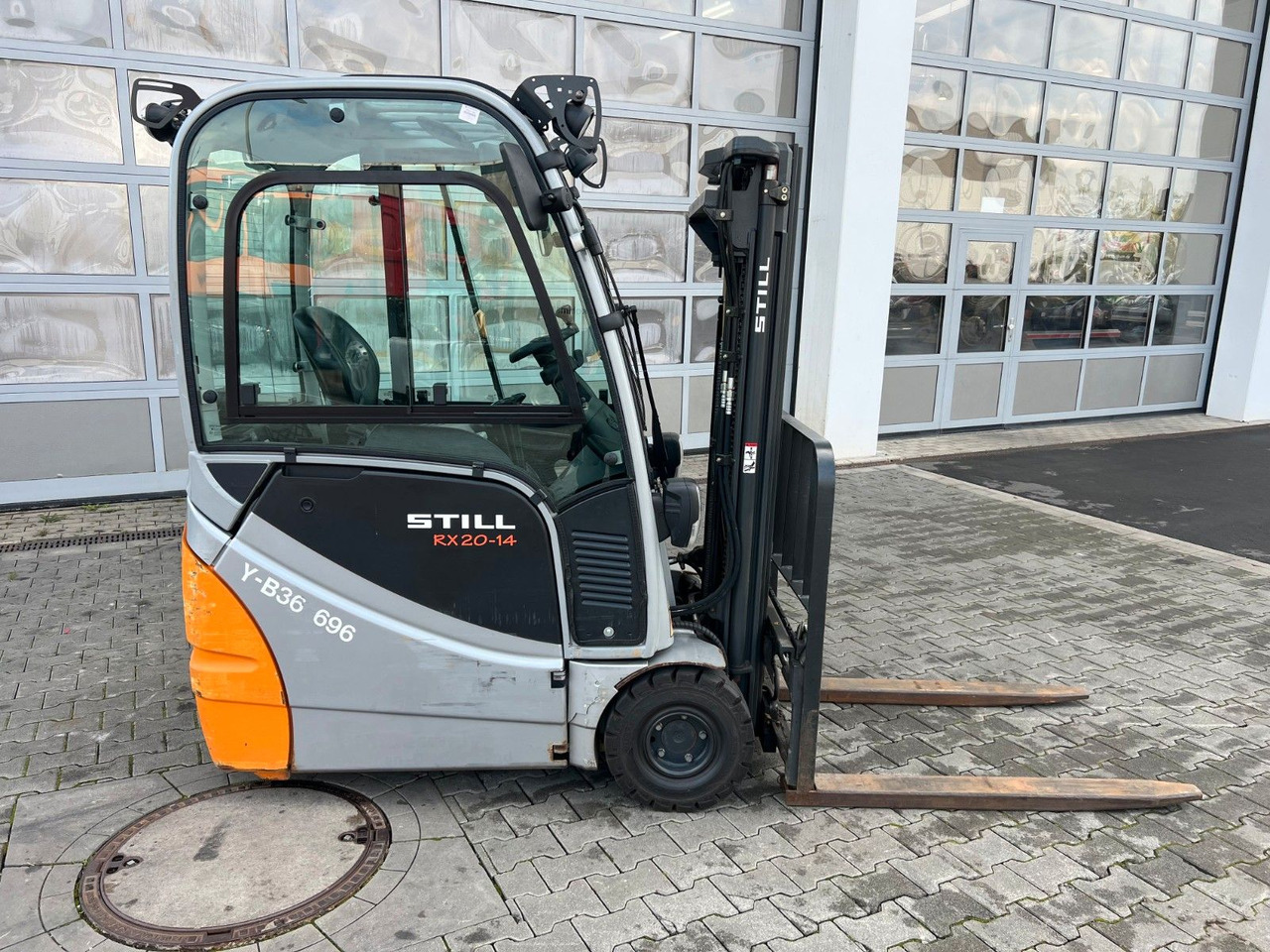 Still RX 20-14 / Triplex: 4,3m / nur 1.187h! / SS - Электропогрузчик: фото 3 Still RX 20-14 / Triplex: 4,3m / nur 1.187h! / SS - Электропогрузчик: фото 3