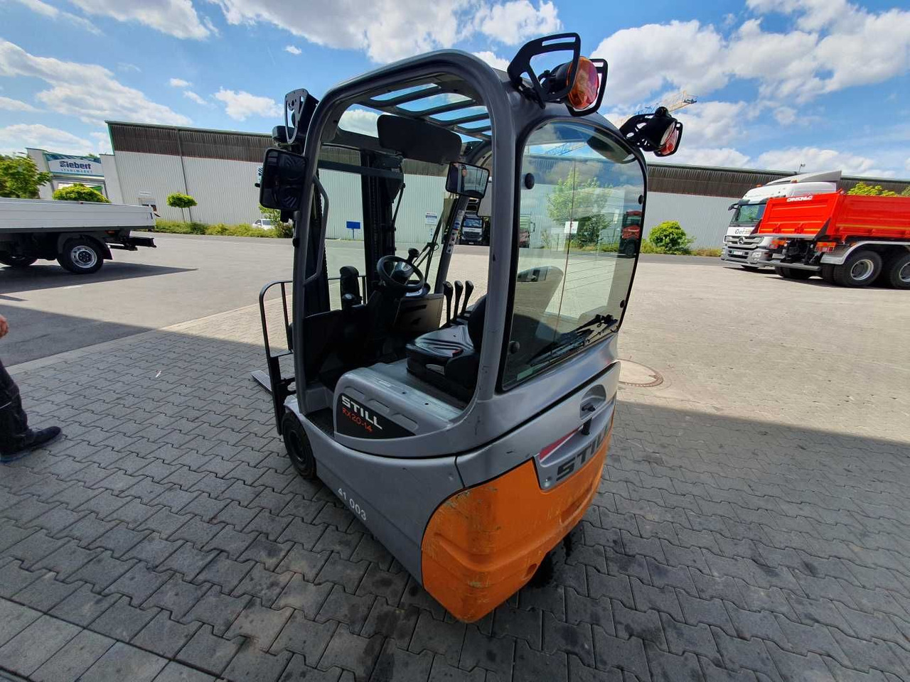 Still RX20-14 / Triplex: 4.30m! / 2.013h / SS - Электропогрузчик: фото 5 Still RX20-14 / Triplex: 4.30m! / 2.013h / SS - Электропогрузчик: фото 5