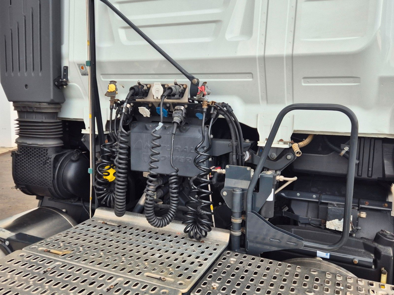 Тягач Iveco Stralis 460NP LNG 4x2 3 Stück: фото 14