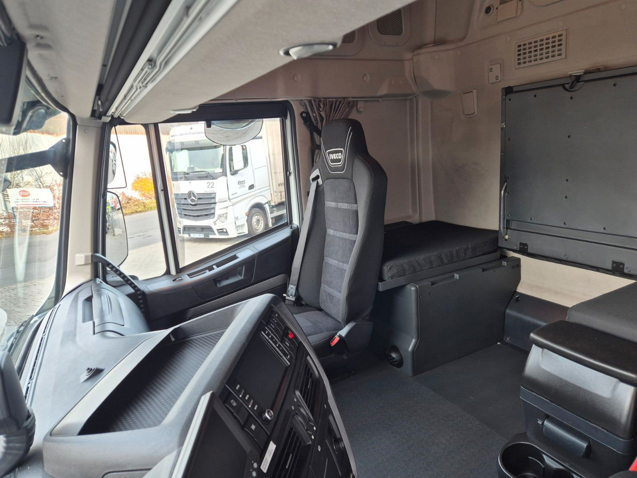 Тягач Iveco Stralis 460NP LNG 4x2 3 Stück: фото 22