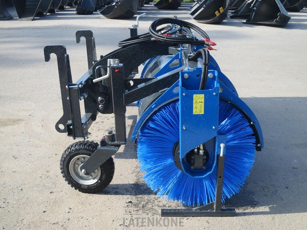 Padagas Avoharja Shark 250 RLT - Щетка для Строительной техники: фото 2 Padagas Avoharja Shark 250 RLT - Щетка для Строительной техники: фото 2