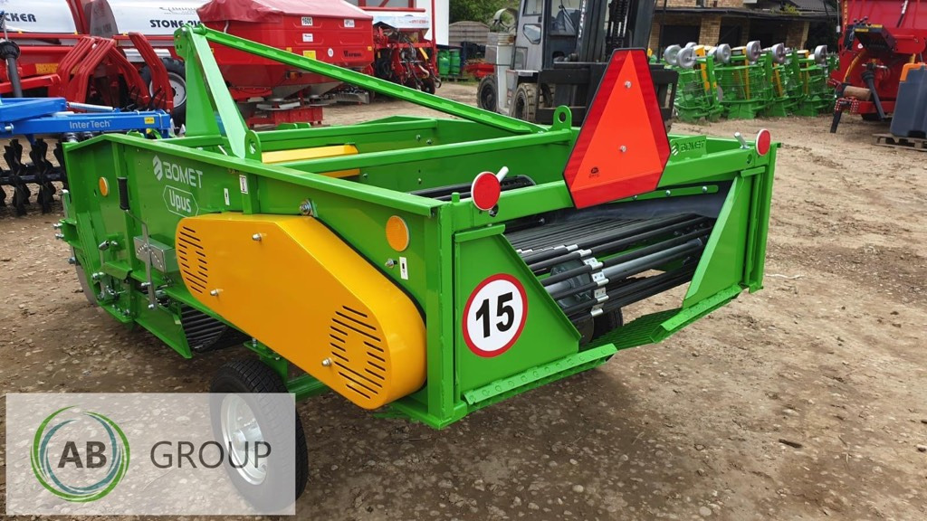 2-row Conveyor Digger Bomet Upus Z656/3 - Картофелеуборочный комбайн: фото 1 2-row Conveyor Digger Bomet Upus Z656/3 - Картофелеуборочный комбайн: фото 1