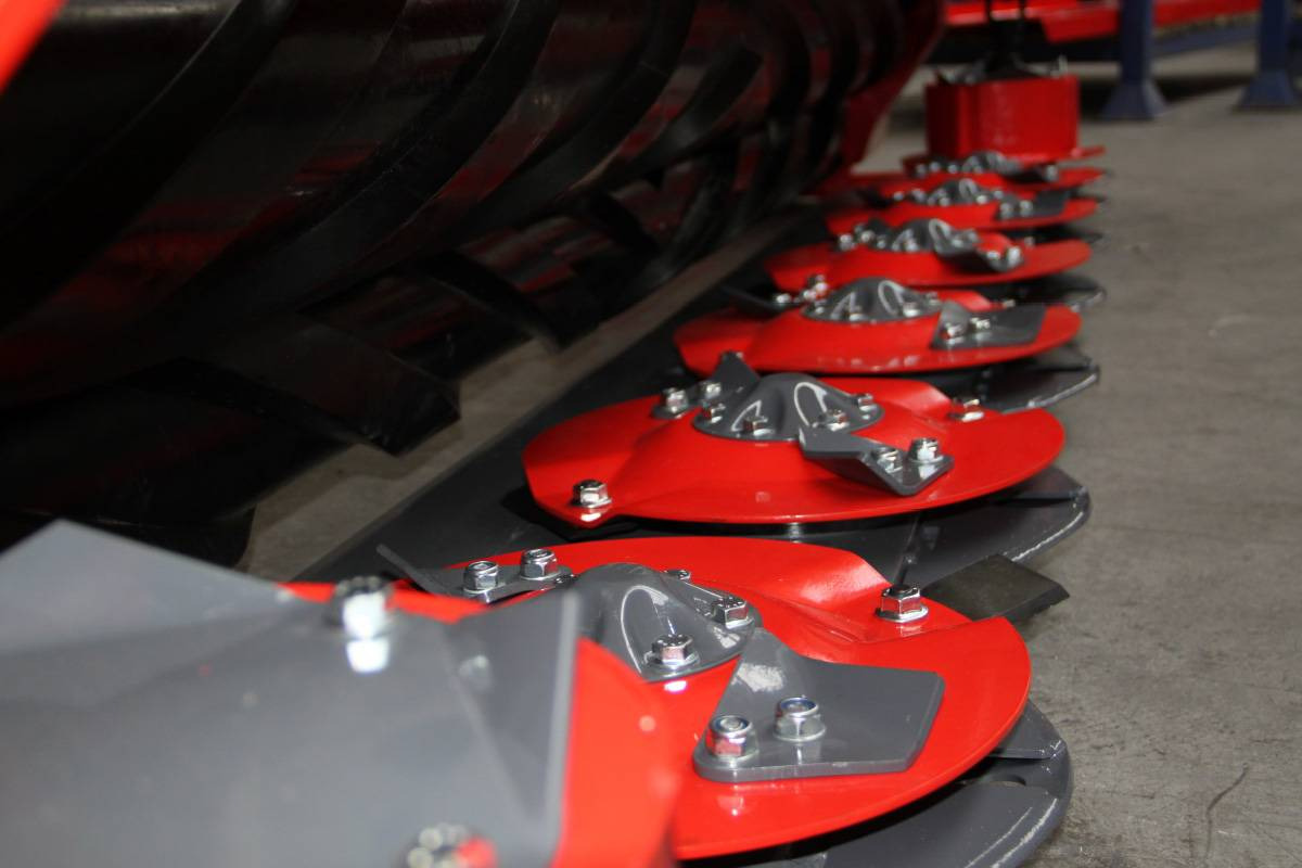 Косилка Harmak disc mower with trailed roller conditioner DM-3150 T-RC: фото 6