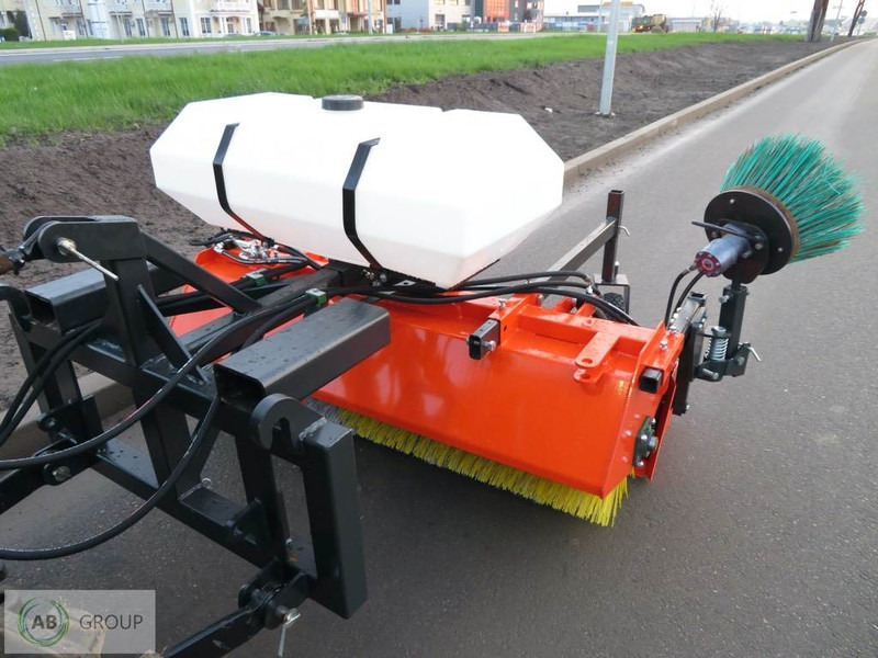 METAL-TECHNIK zamiatarka 1,8m - Щетка для Коммунальной и специальной техники: фото 1 METAL-TECHNIK zamiatarka 1,8m - Щетка для Коммунальной и специальной техники: фото 1