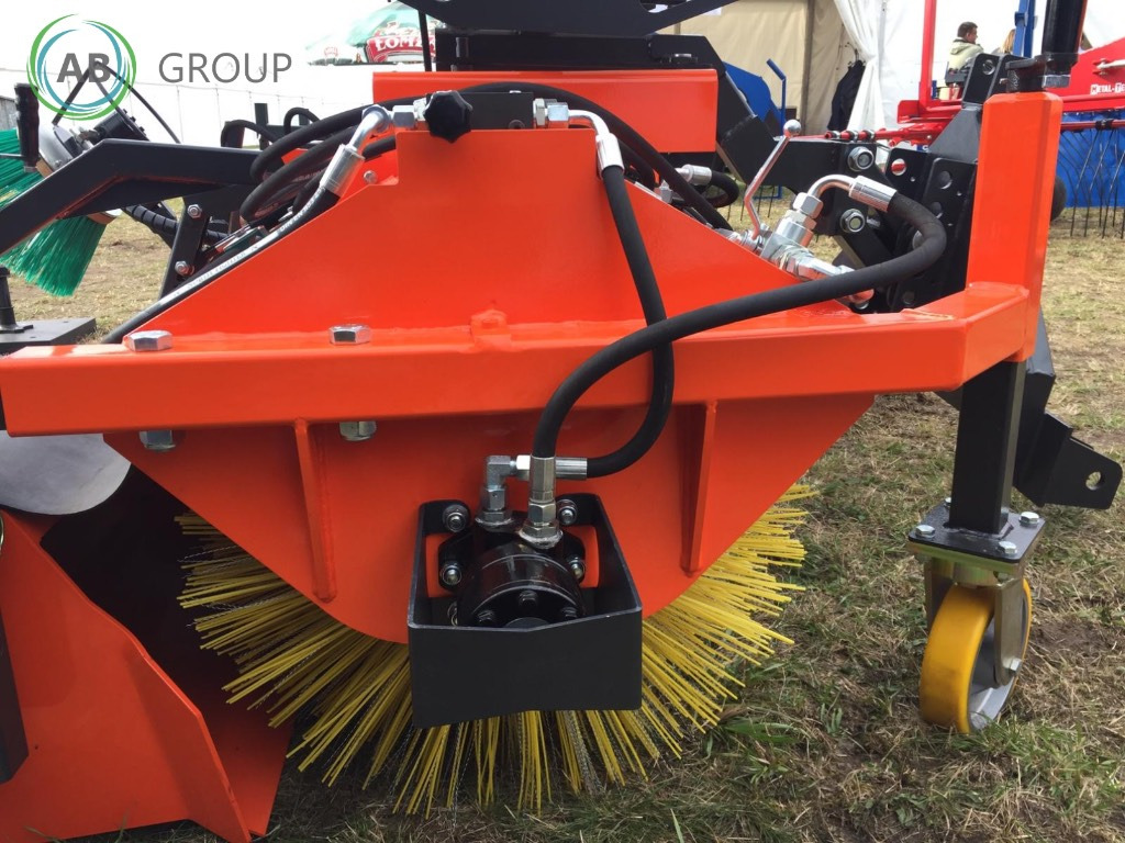 Metal-Technik TOP MT tractor road sweeper 2 m - Щетка для Коммунальной и специальной техники: фото 3 Metal-Technik TOP MT tractor road sweeper 2 m - Щетка для Коммунальной и специальной техники: фото 3