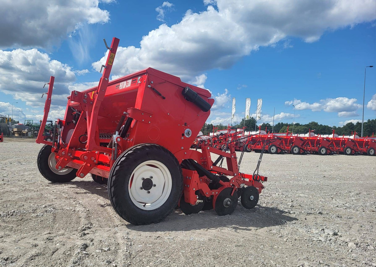Ozdoken mechanical seed drill Pertum-S 300 - double-disc - on stock - Сеялка: фото 4 Ozdoken mechanical seed drill Pertum-S 300 - double-disc - on stock - Сеялка: фото 4