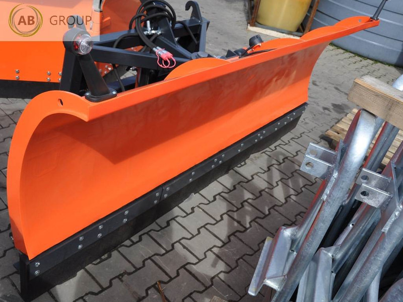 PŁUG odśnieżny komunalny Metal-Technik 3.0 - Отвал для снега для Сельскохозяйственной техники: фото 3 PŁUG odśnieżny komunalny Metal-Technik 3.0 - Отвал для снега для Сельскохозяйственной техники: фото 3