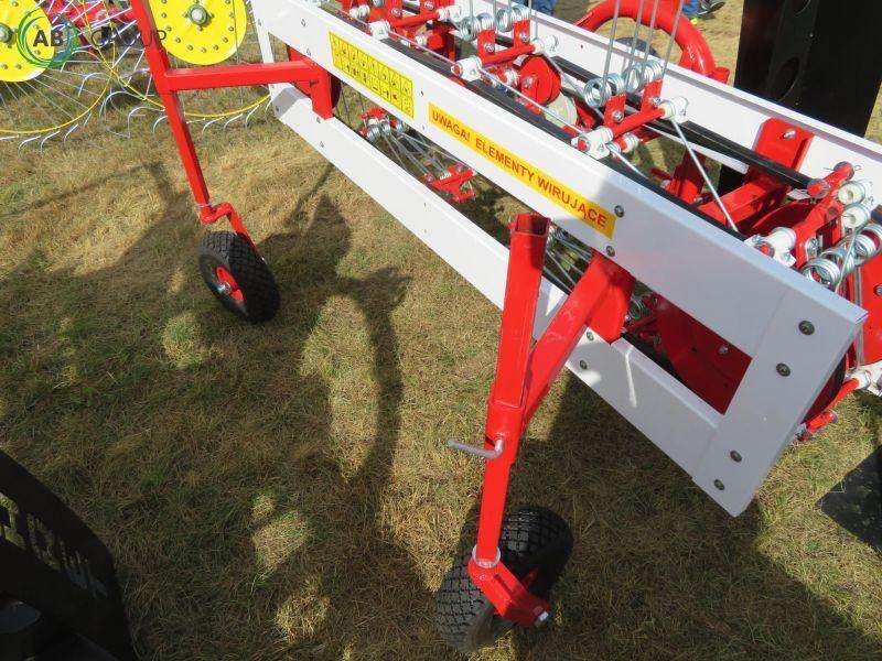 Schwader Z296 / Belt rake Z296 / Ленточные грабли Z296 - Сеноворошилка: фото 2 Schwader Z296 / Belt rake Z296 / Ленточные грабли Z296 - Сеноворошилка: фото 2