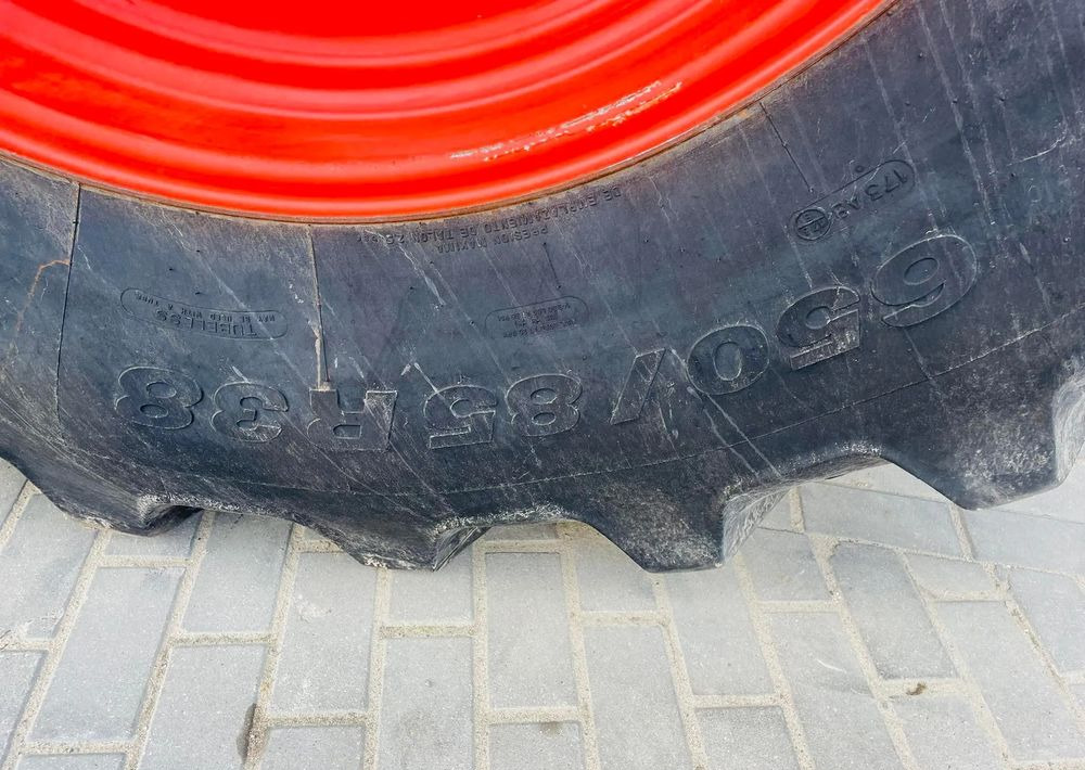 Трактор Claas 3800 TRAC VC: фото 16