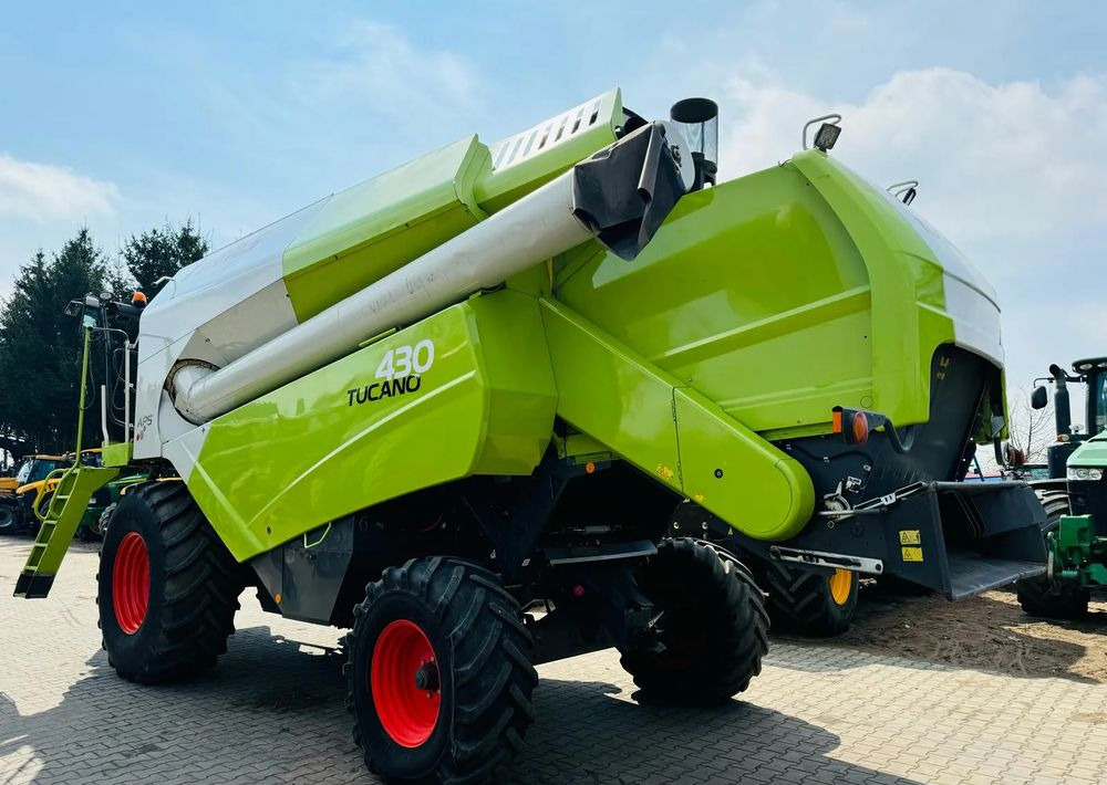 Claas Tucano 430 APS - Зерноуборочный комбайн: фото 2 Claas Tucano 430 APS - Зерноуборочный комбайн: фото 2