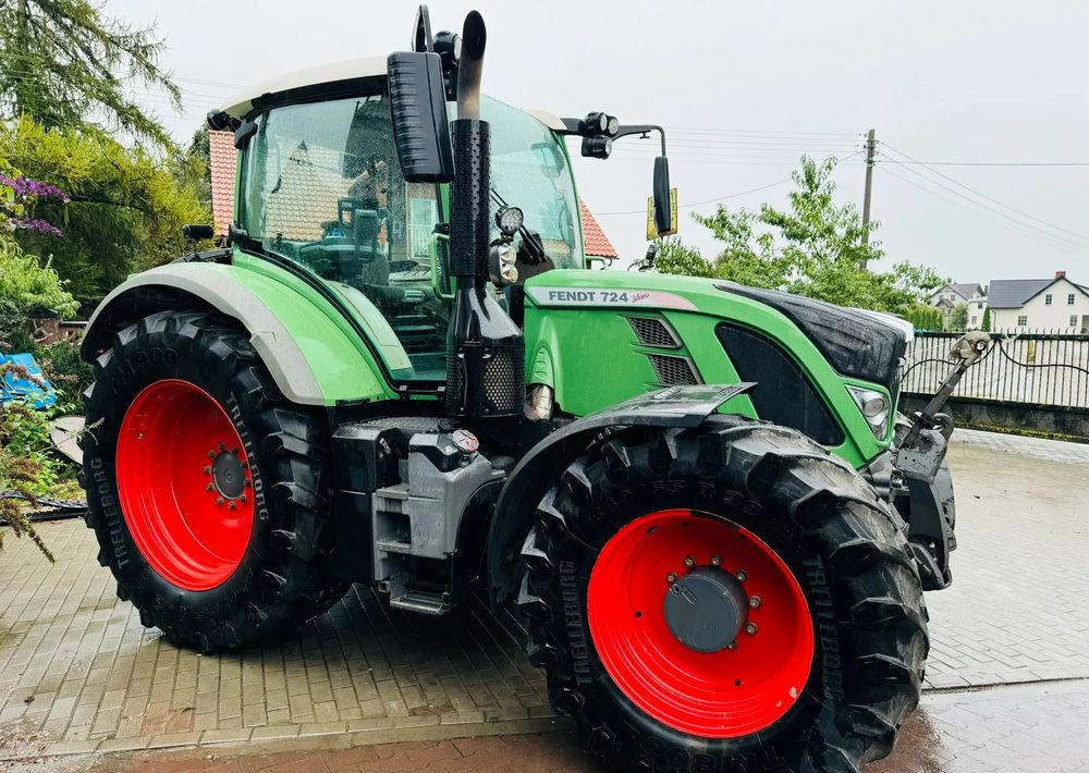 Fendt 724 VARIO PROFI - Трактор: фото 4 Fendt 724 VARIO PROFI - Трактор: фото 4