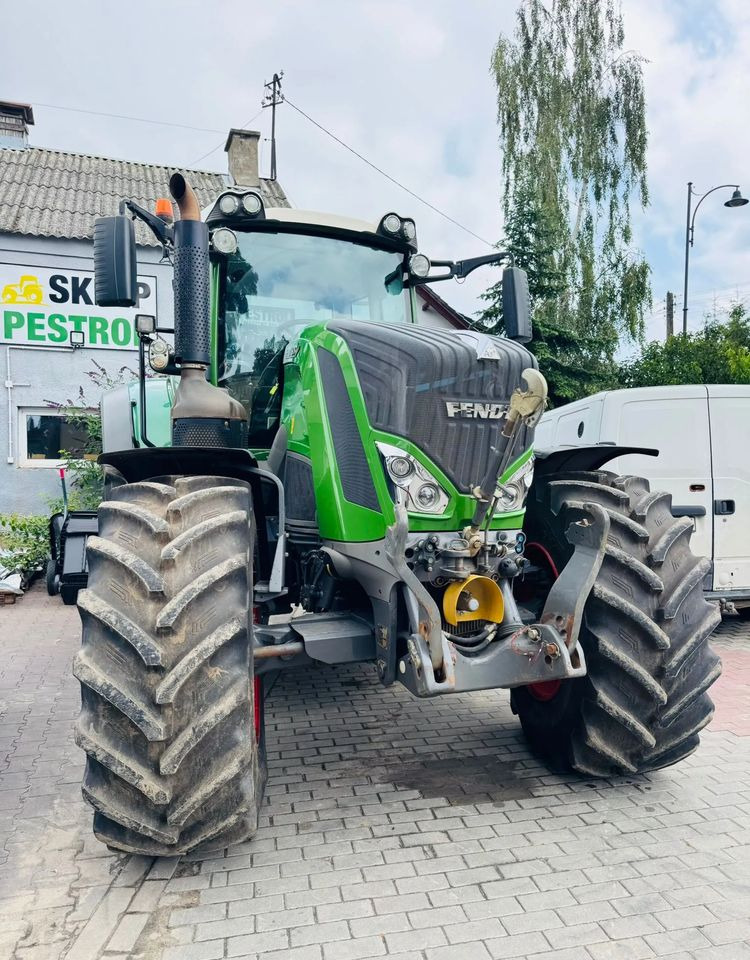 Fendt 828 Vario Profi Plus - Трактор: фото 4 Fendt 828 Vario Profi Plus - Трактор: фото 4