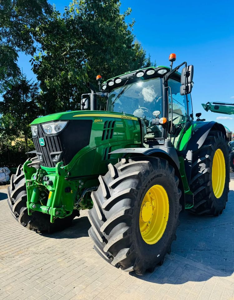 John Deere 6250R - Трактор: фото 5 John Deere 6250R - Трактор: фото 5