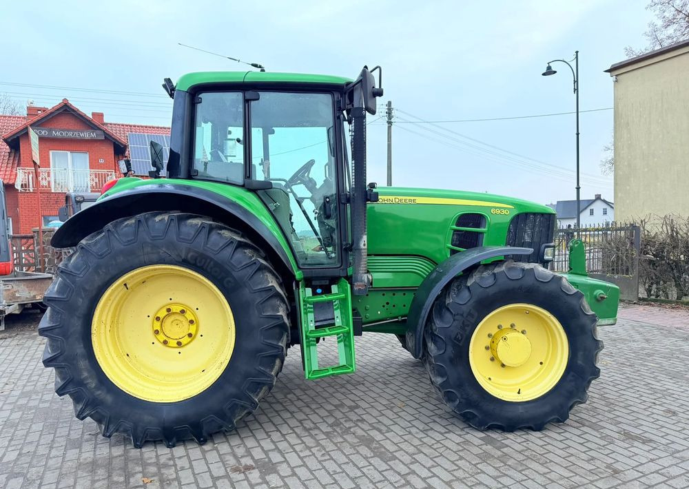 John Deere 6930 - Трактор: фото 4 John Deere 6930 - Трактор: фото 4