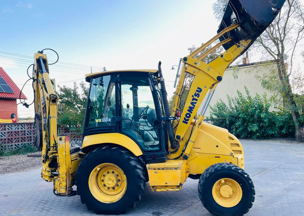 Экскаватор-погрузчик Komatsu WB93R: фото 8 Экскаватор-погрузчик Komatsu WB93R: фото 8